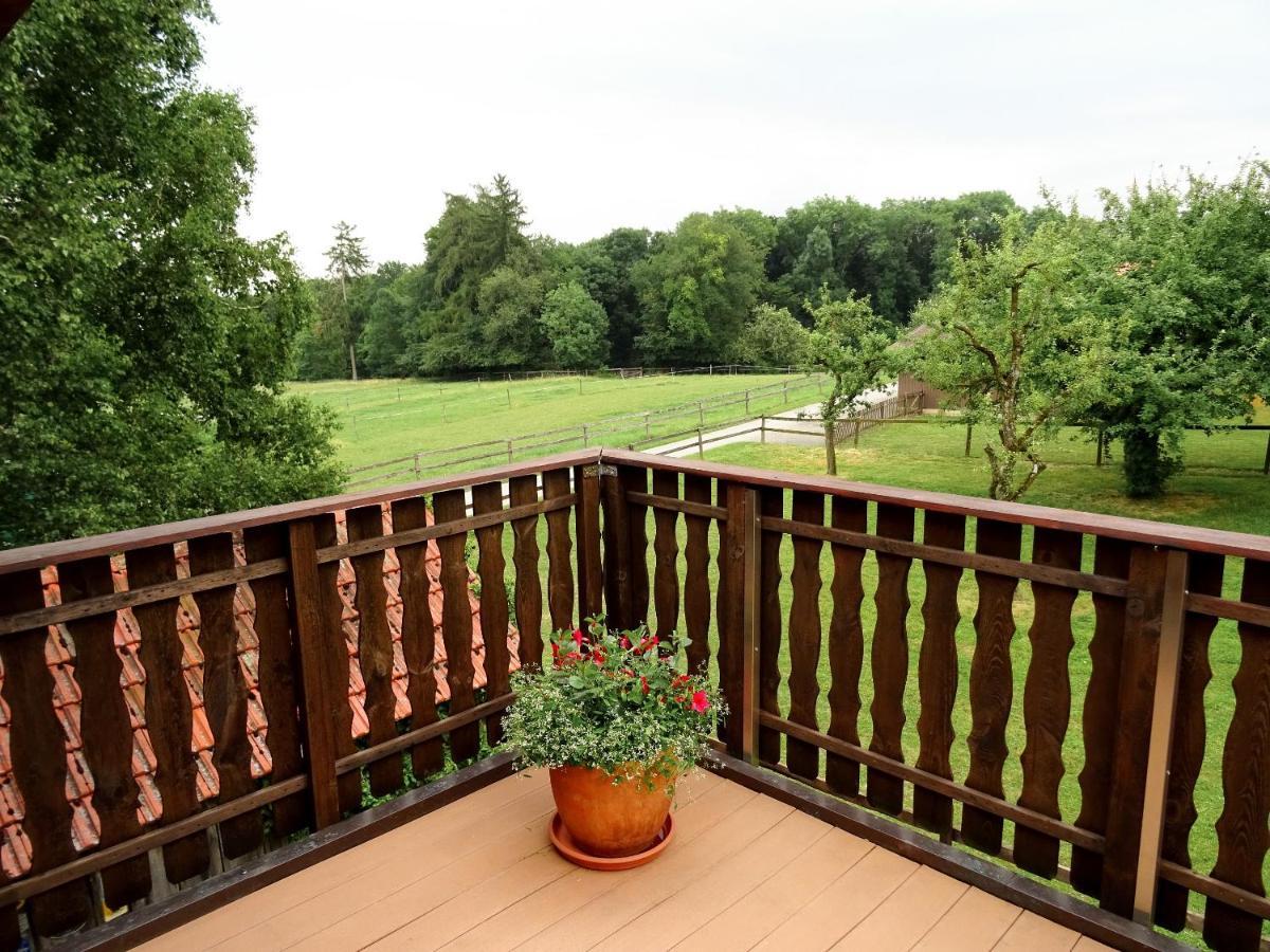 Guesthouse La Moliere, 3 Bedrooms, Private House, Horse Farm, Full Nature Murist Εξωτερικό φωτογραφία